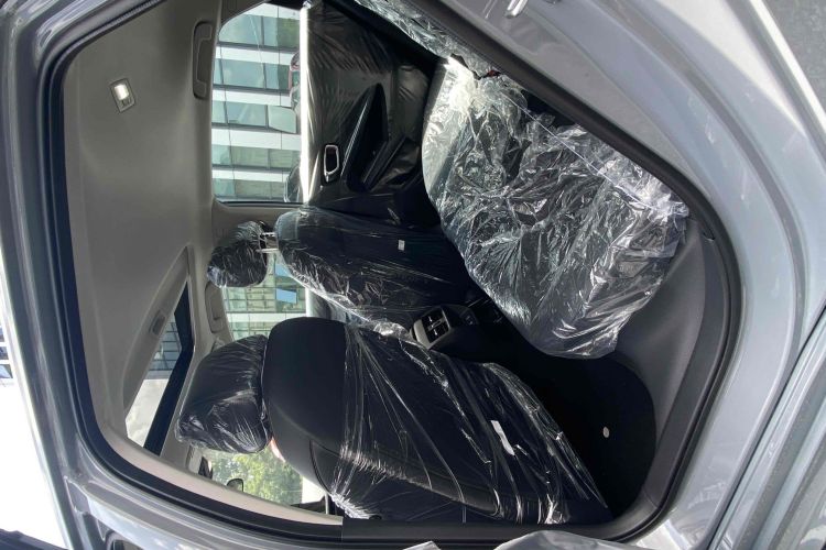 本田 思域 2025款 240TURBO CVT 智趣Plus车身外观6003