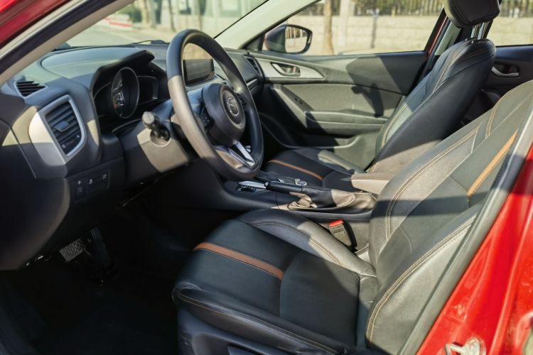 马自达3 昂克赛拉 2017款 三厢 1.5L 自动舒适型 国VI中控内饰7004