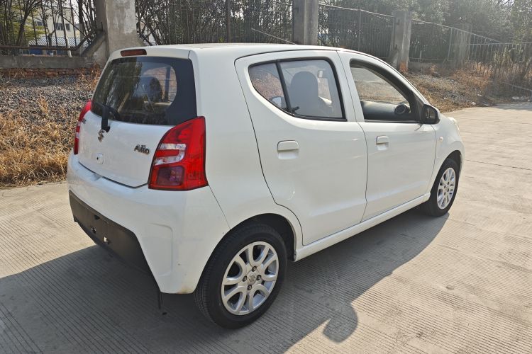 铃木 奥拓 2016款 1.0L 自动豪华炫动版车身外观6004