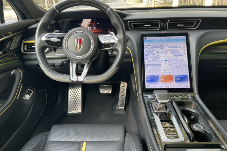 红旗H6 2023款 2.0T 致臻版中控内饰7005