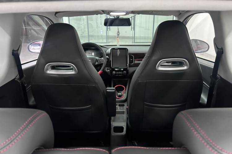 奇瑞 小蚂蚁 2022款 甜粉款 半糖版 三元锂 30kW 408km车身外观6009