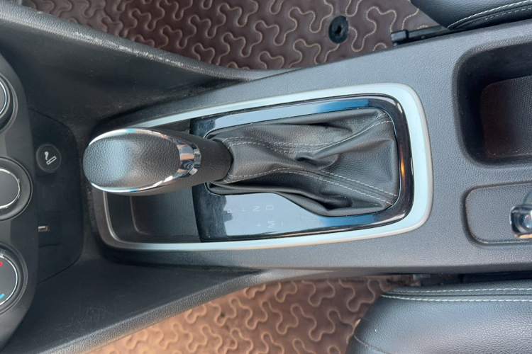 雪佛兰 科沃兹 2019款 320 自动欣悦版局部细节18