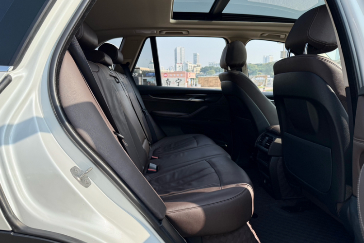 宝马X5(进口) 2015款 xDrive28i中控内饰7007
