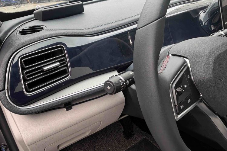 比亚迪 秦PLUS 2021款 DM-i 55KM 旗舰型中控内饰7005