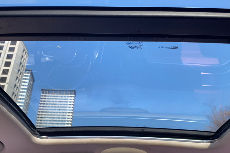 众泰T700 2017款 1.8T 双离合尊贵型局部细节22