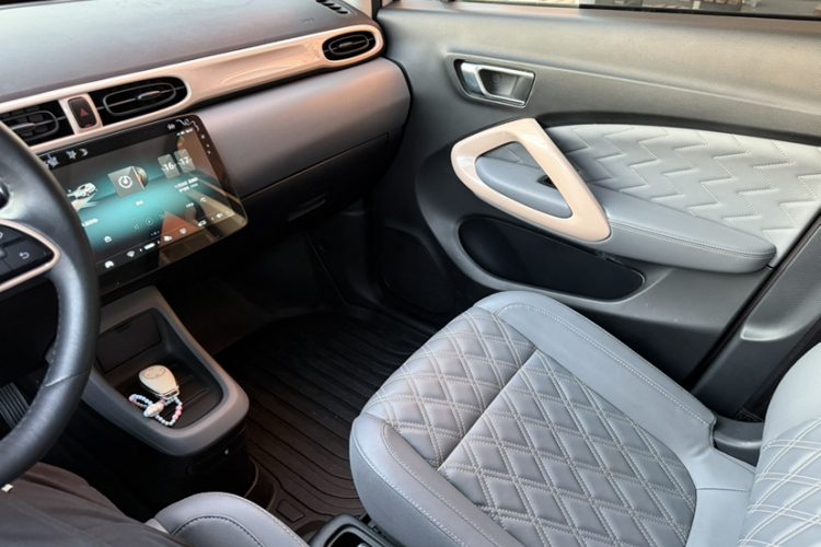 零跑汽车 零跑T03 2021款 400豪华版中控内饰7005