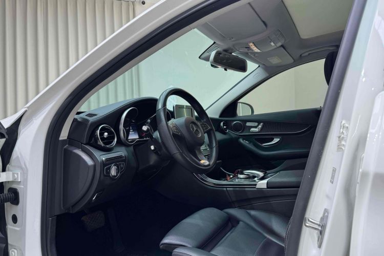 奔驰C级 2018款 C 200 L 运动版局部细节19