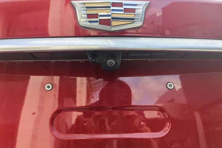 凯迪拉克XT6 2022款 2.0T 七座四驱豪华型标准版车身外观6008