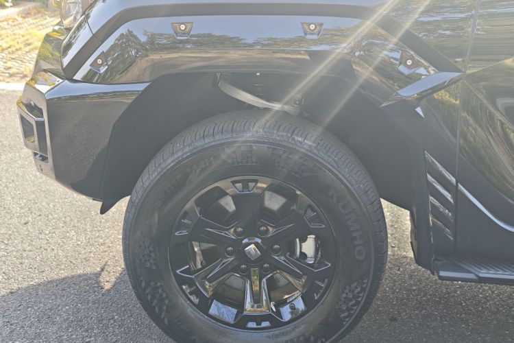 坦克400 2025款 2.0T 汽油版车身外观6004