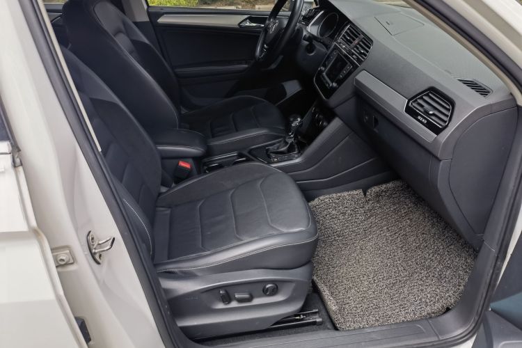 大众 途观L 2017款 330TSI 自动两驱舒适版局部细节41