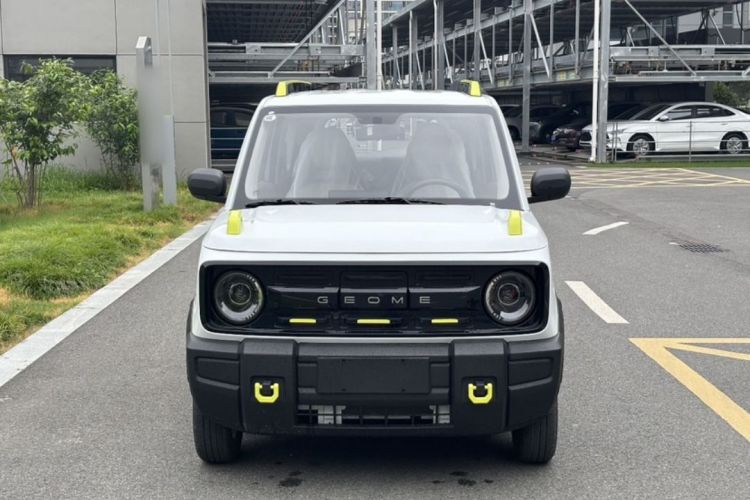 吉利银河 2025款 210km 熊猫骑士车身外观6001