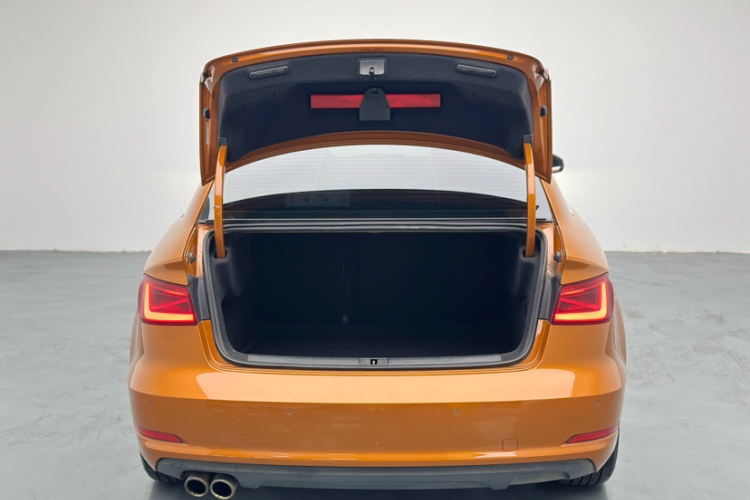 奥迪A3 2014款 Limousine 35 TFSI 自动时尚型中控内饰7005