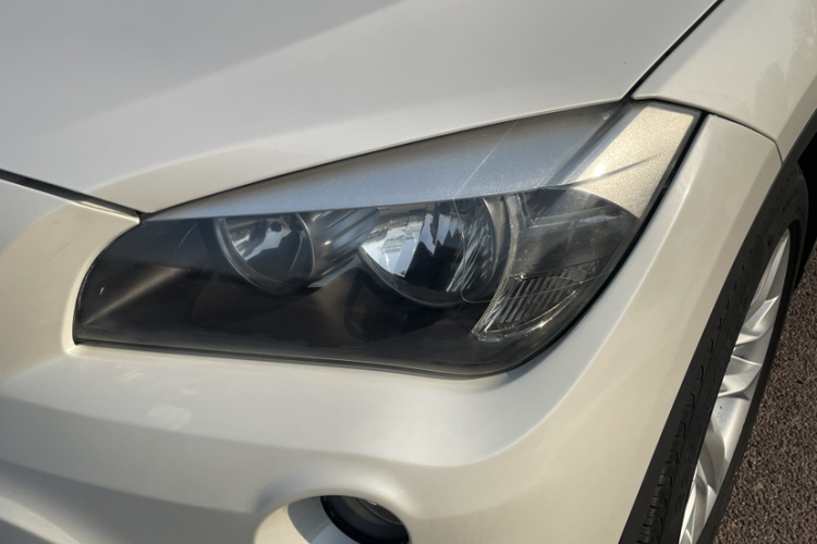 宝马X1 2015款 sDrive18i 时尚晋级版车身外观6001