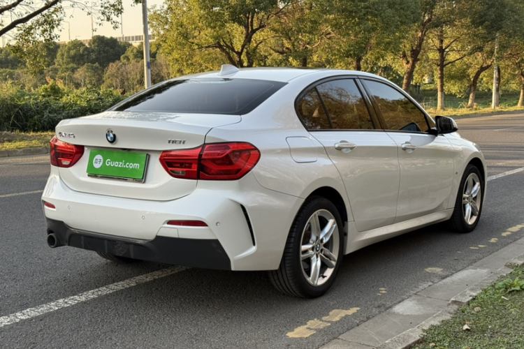 宝马1系 2019款 118i M运动套装车身外观6008