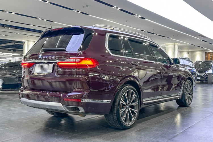 宝马X7 2020款 xDrive40i 尊享型M运动套装车身外观6006