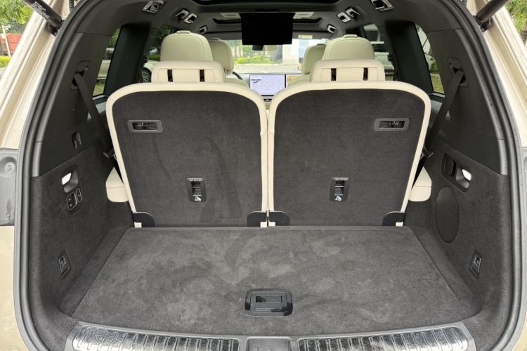 理想汽车 理想L9 2024款 Ultra中控内饰7009