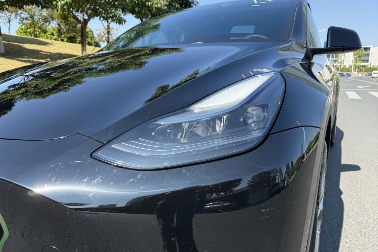 特斯拉 Model Y 2022款 改款 长续航全轮驱动版车身外观6008