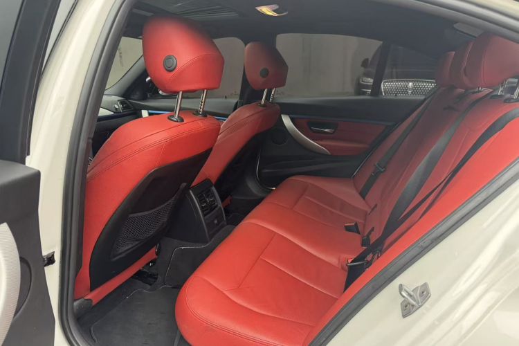 宝马3系 2019款 320i M运动套装中控内饰7002