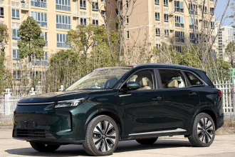 蓝电E5 PLUS 2026款 165km 长续航先享版Ultra 7座