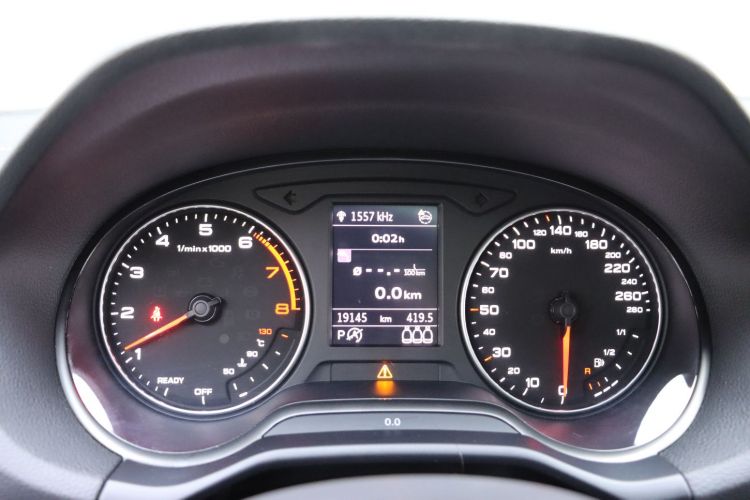 奥迪Q2L 2022款 35 TFSI 时尚致雅型中控内饰15