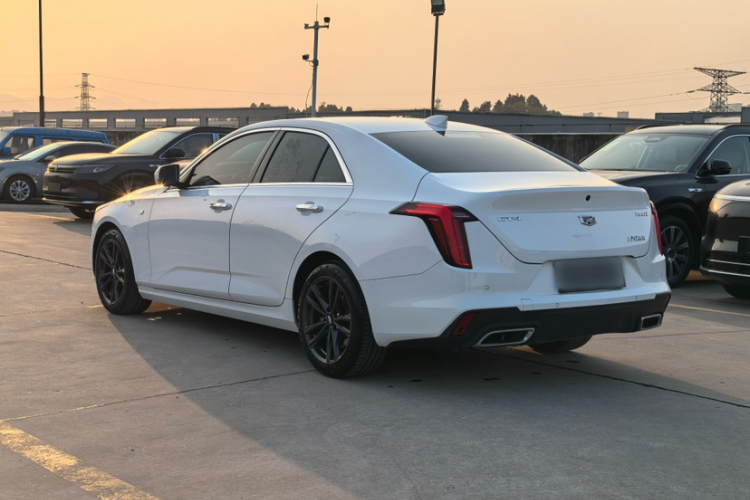 凯迪拉克CT4 2022款 28T 豪华型车身外观6001