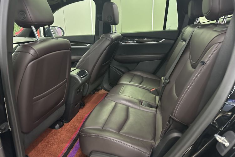 凯迪拉克XT6 2020款 改款 28T 七座四驱豪华型中控内饰7004