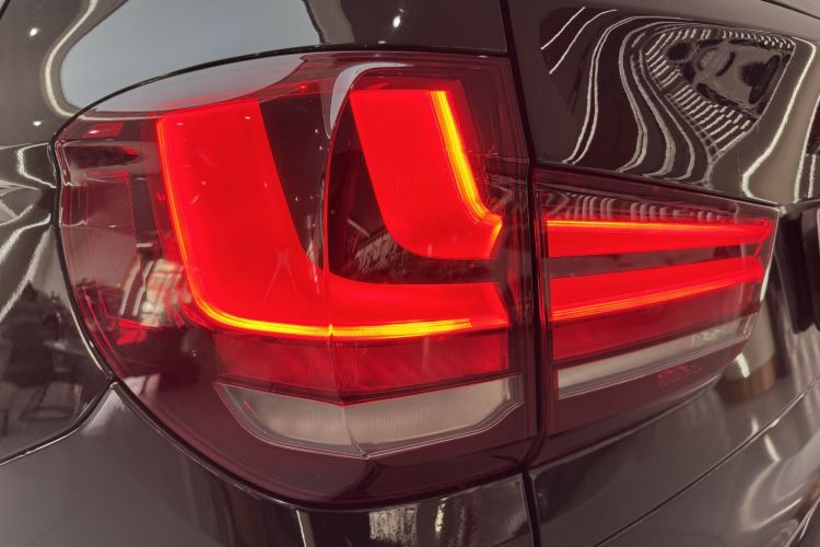 宝马X5(进口) 2014款 xDrive35i 典雅型车身外观6009