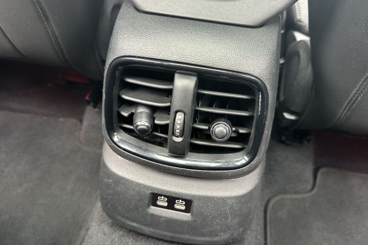 MINI Countryman 2018款 2.0T COOPER S ALL4 经典派中控内饰7014