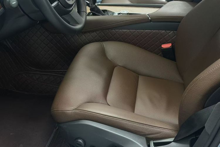 沃尔沃S90 2020款 T5 智逸豪华版中控内饰7007