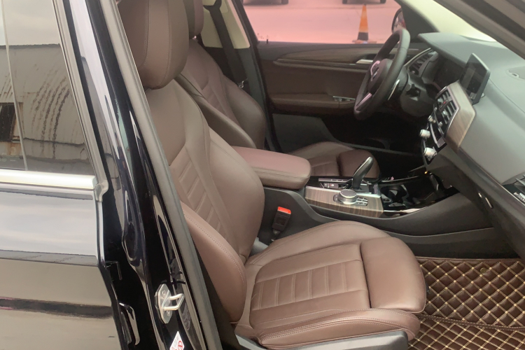 宝马X3 2020款  xDrive28i M运动套装局部细节41