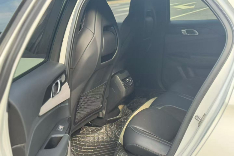 领克03 2021款 1.5TD DCT劲Pro中控内饰7003