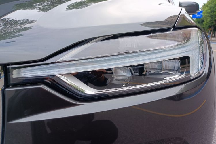 沃尔沃XC60 2019款 T5 四驱智逸版 国VI车身外观6012