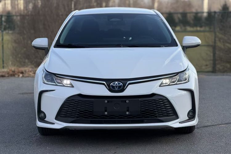 丰田 卡罗拉 2023款 1.8L 智能电混双擎 先锋版车身外观6002
