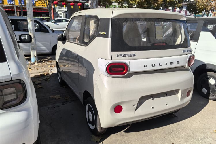 五菱汽车 宏光MINIEV 2024款 第三代 215km 青春版车身外观6005