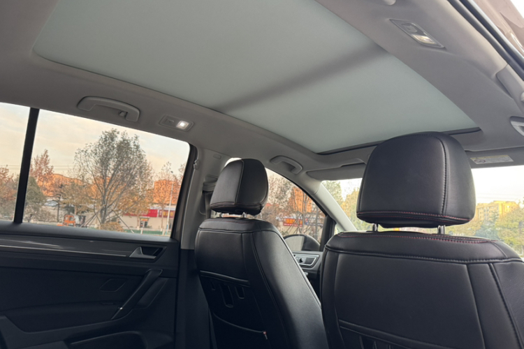 大众 高尔夫·嘉旅 2016款 230TSI 手动进取型中控内饰7005