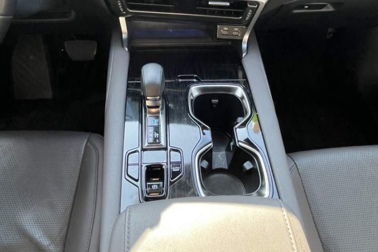 雷克萨斯RX新能源 2025款 450h+ 四驱畅享版中控内饰7003