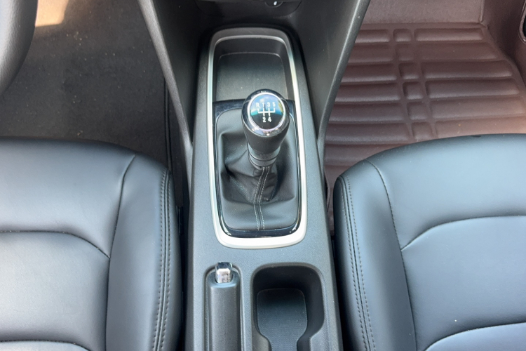 雪佛兰 科沃兹 2019款 320 手动欣享版局部细节18