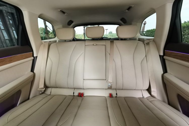 鸿蒙智行 问界M7 2024款 1.5T 智驾后驱Max版 5座中控内饰7006