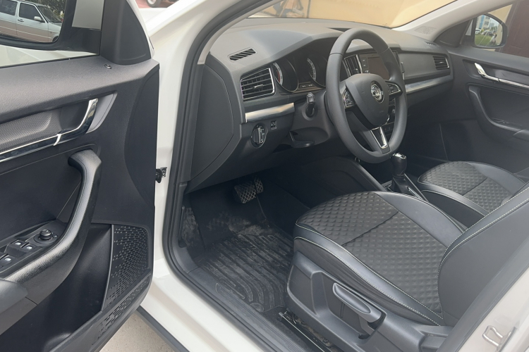 斯柯达 柯米克 2018款 1.5L 自动舒适版 国VI中控内饰7002