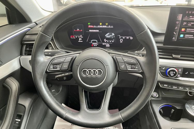 奥迪A4L 2022款 40 TFSI 豪华动感型中控内饰7002
