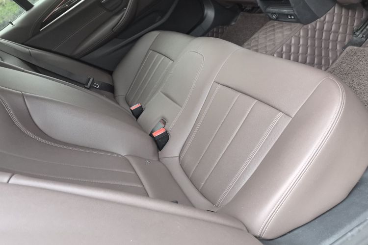 宝马5系 2020款 525Li 豪华套装中控内饰7011