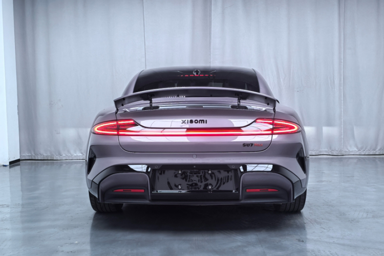 小米汽车 小米SU7 2024款 四驱超长续航高阶智驾Max版车身外观6008