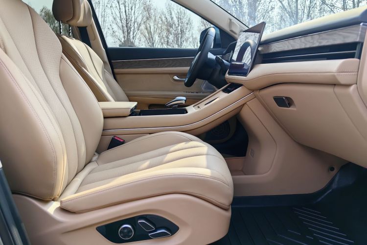 鸿蒙智行 问界M7 2022款 1.5T 后驱舒适版中控内饰7003