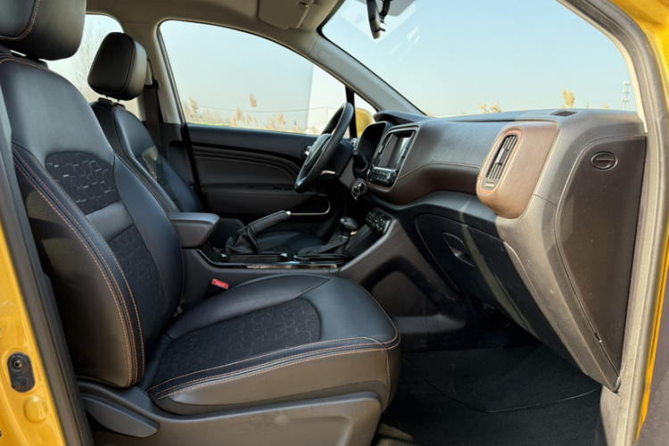 广汽传祺 传祺GS3 2017款 150N 自动精英版中控内饰7011