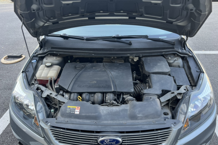 福特 福克斯 2012款 两厢经典 1.8L 自动基本型局部细节24