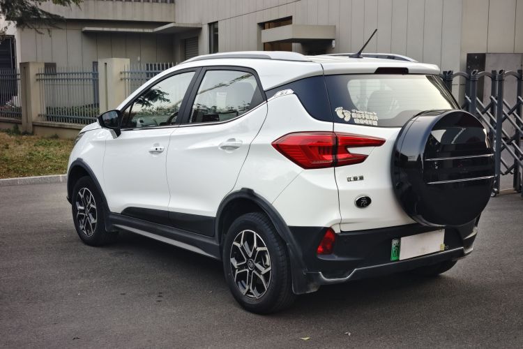 比亚迪 元Pro 2021款 一生一世版车身外观6008