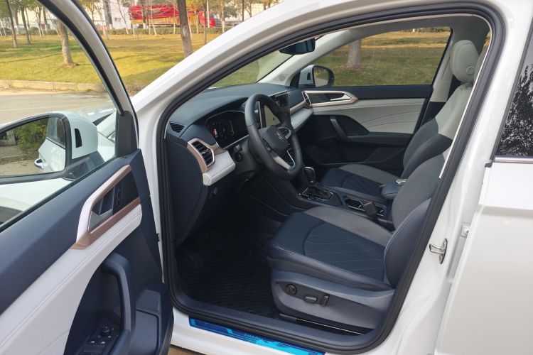 大众 途岳 2024款 300TSI 两驱满月版车身外观6007