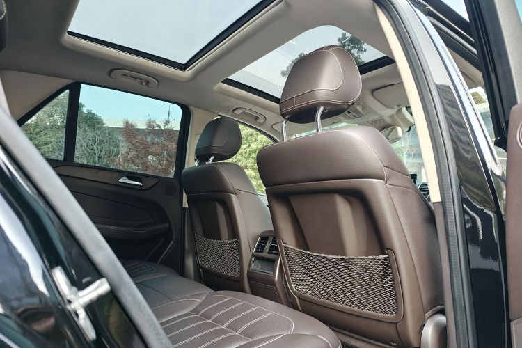 奔驰GLE 2016款 GLE 400 4MATIC中控内饰7006