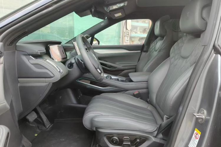 比亚迪 宋L EV 2025款 智驾版 662km 激光雷达卓越型局部细节19