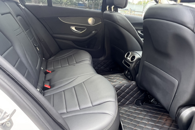 奔驰C级 2021款 C 200 L 时尚型运动版中控内饰7003